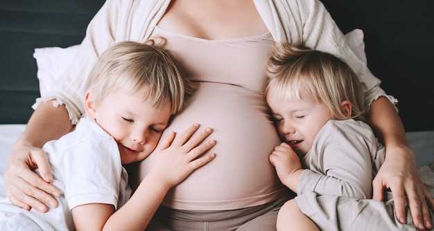 Что влияет на время появления первых шевелений при 2 беременности?