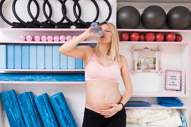 Процесс отхождения вод во время родов