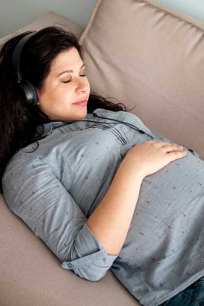 Почему возникает тошнота во время беременности?