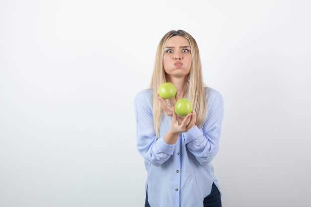 Причины, по которым употребление яблок может вызвать вздутие живота у взрослых