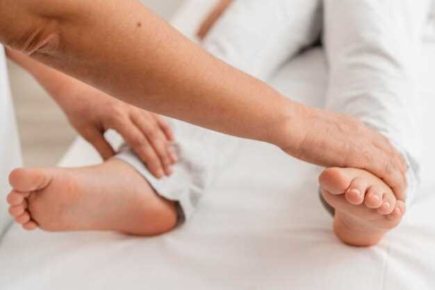 Как возникают утолщенные ногти на ногах?
